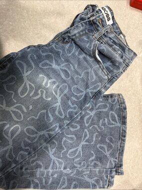 Vigoss Blue Straight Leg Jeans with Subtle Bow Print